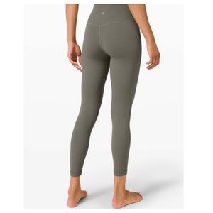 Lululemon align 25” size 6 gray legging